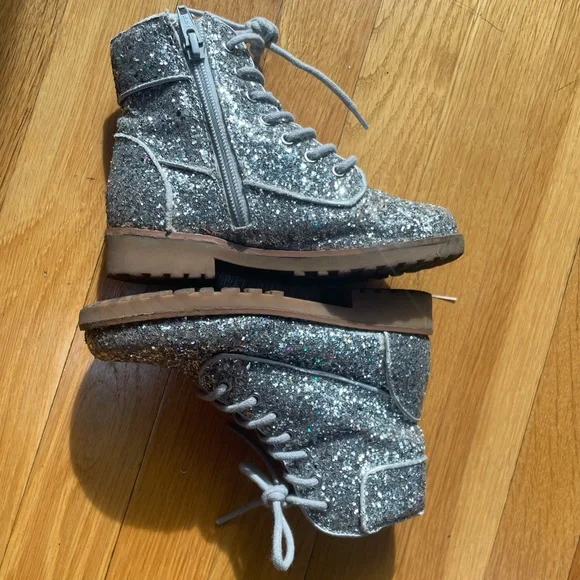 GB girls size 11 silver sparkle boots - Picture 2 of 6